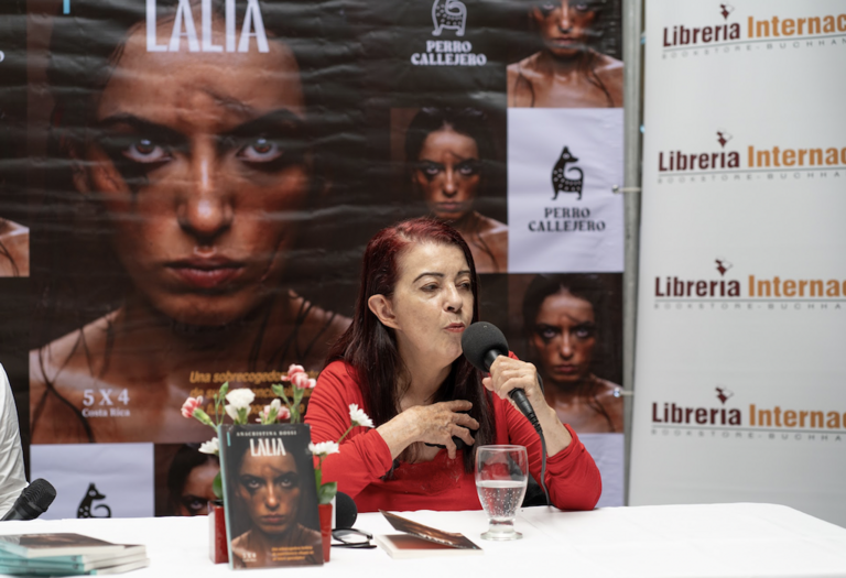 Anacristina Rossi presenta "LALIA"